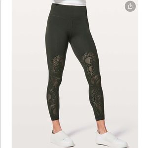 Lululemon Dark Green Lattice Paisley Leggings